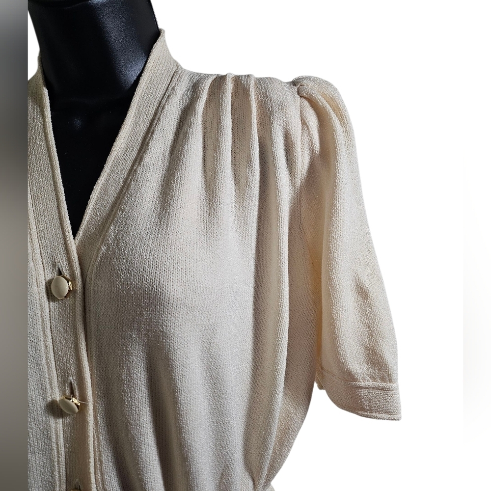 80s St. John Cream Sweater Knit Dress W Belt 6 - Picture 13 of 14